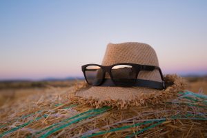 hipster, hat, nature-863370.jpg